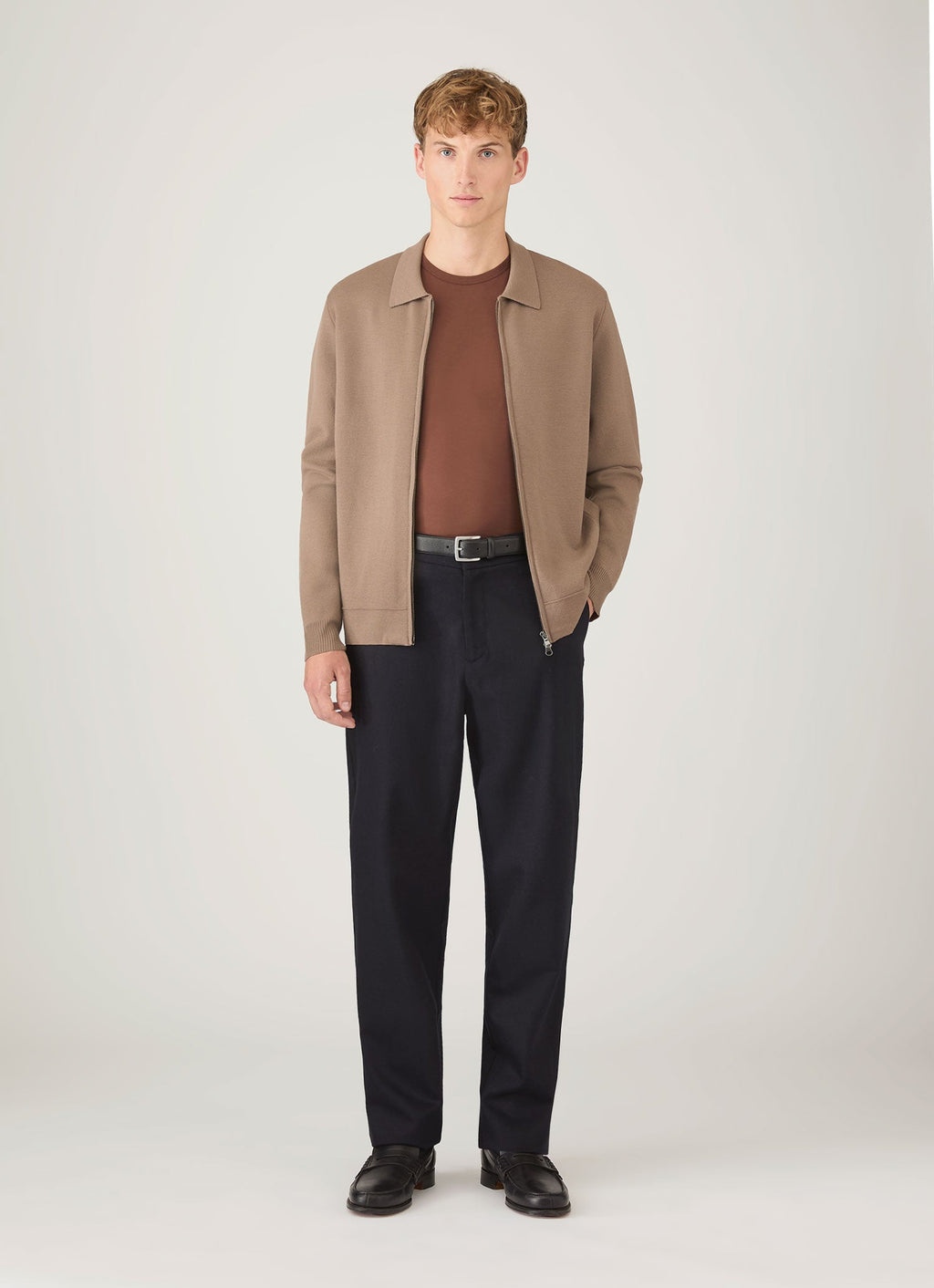 Men's Long Sleeve Classic T-shirt in Conker Brown