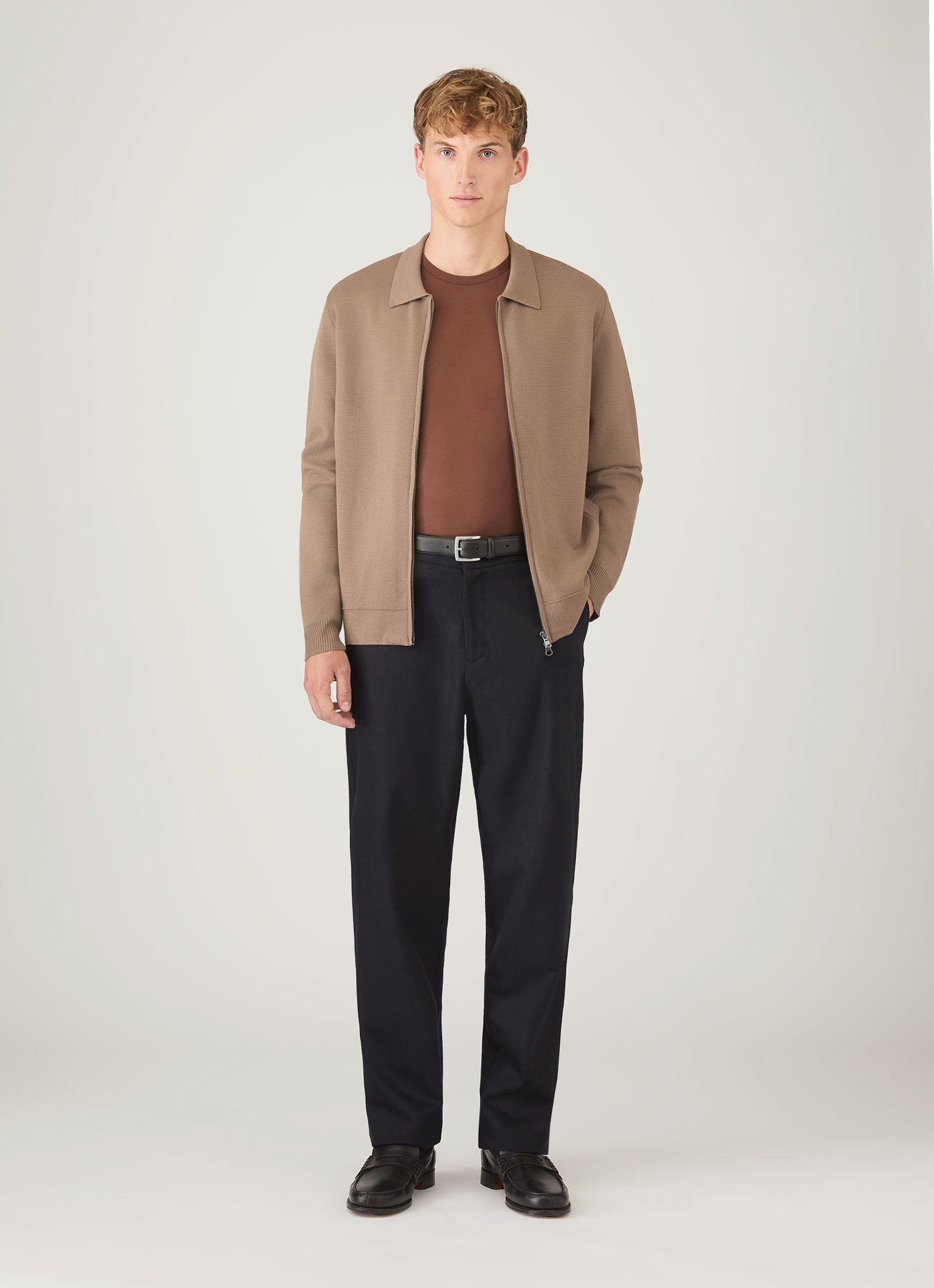 Men's Long Sleeve Classic T-shirt in Conker Brown