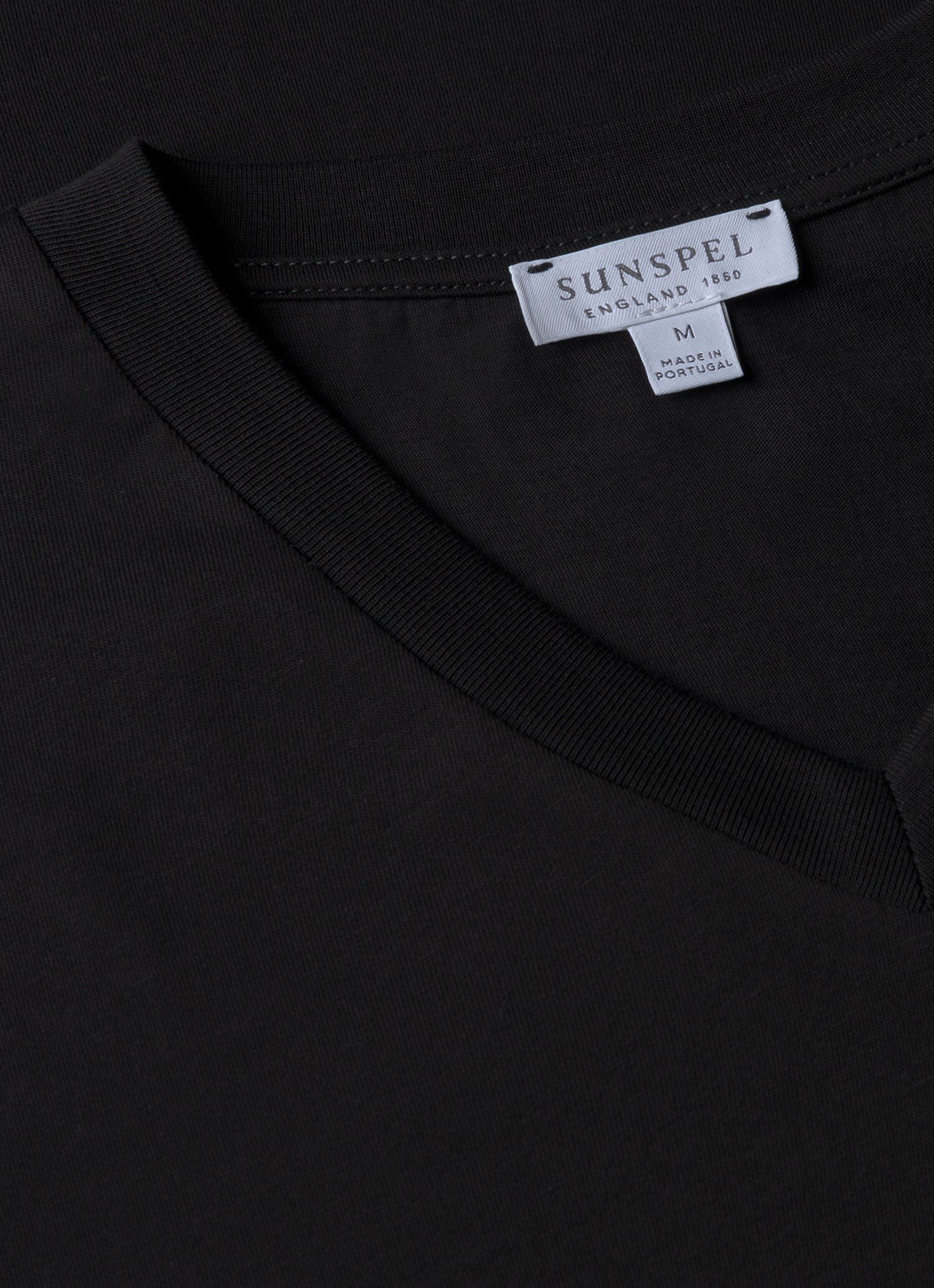 Men's Riviera Midweight V?neck T?shirt in Black