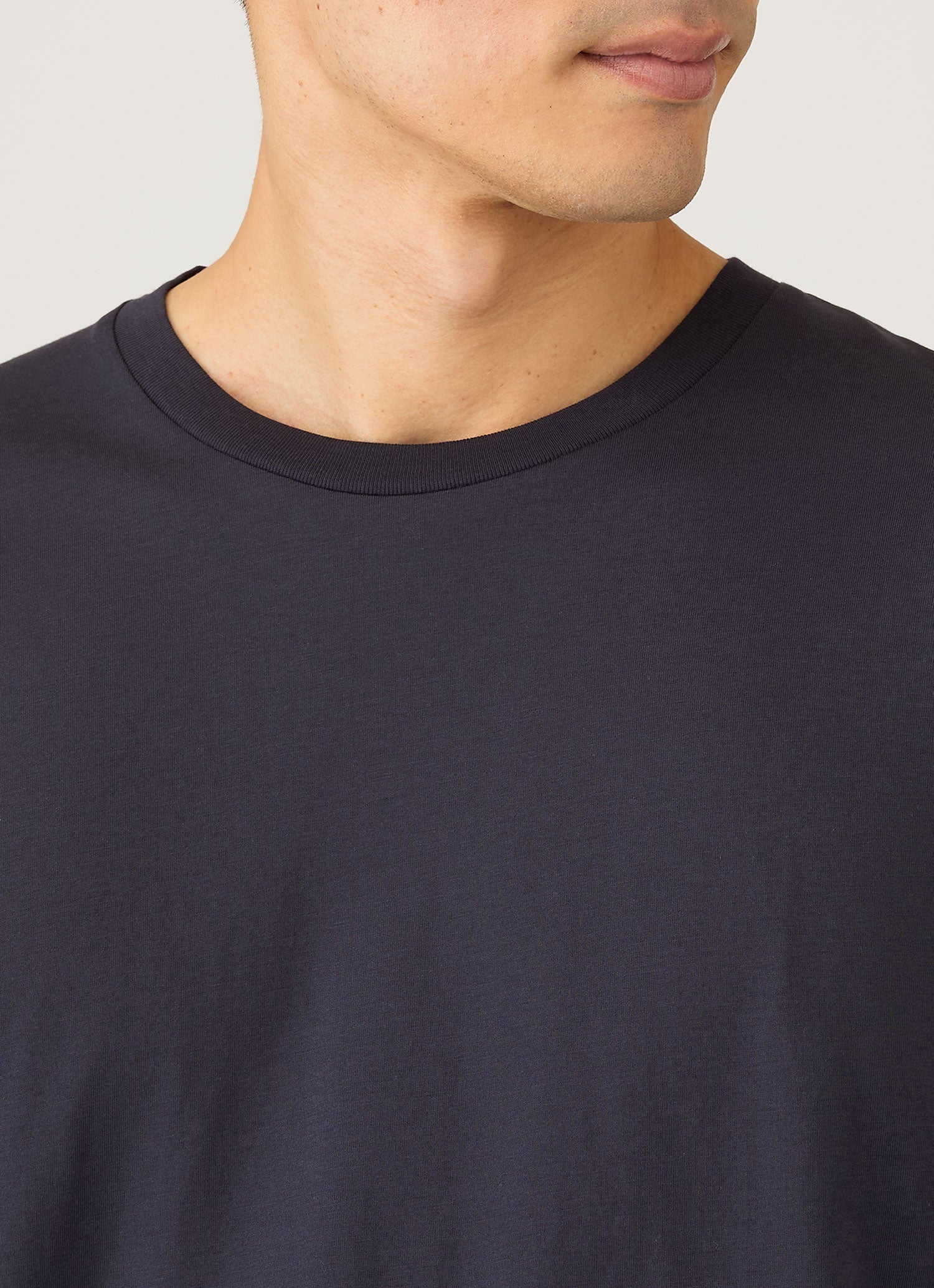 Men's Long Sleeve Riviera Midweight T?shirt in Navy