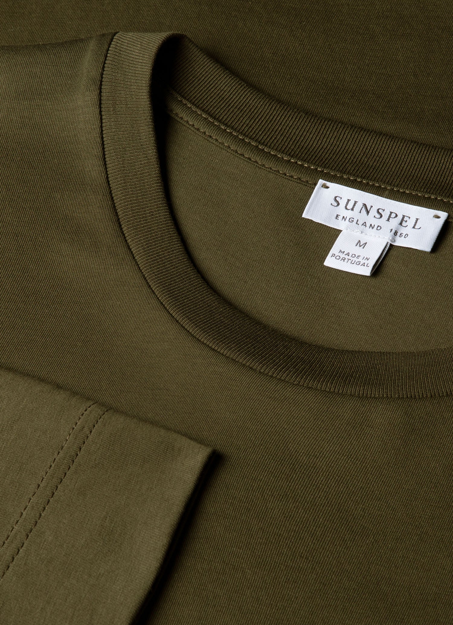 Men's Long Sleeve Riviera Midweight T?shirt in Deep Olive